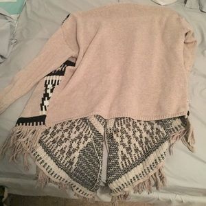 Size XL cardigan from American eagle.