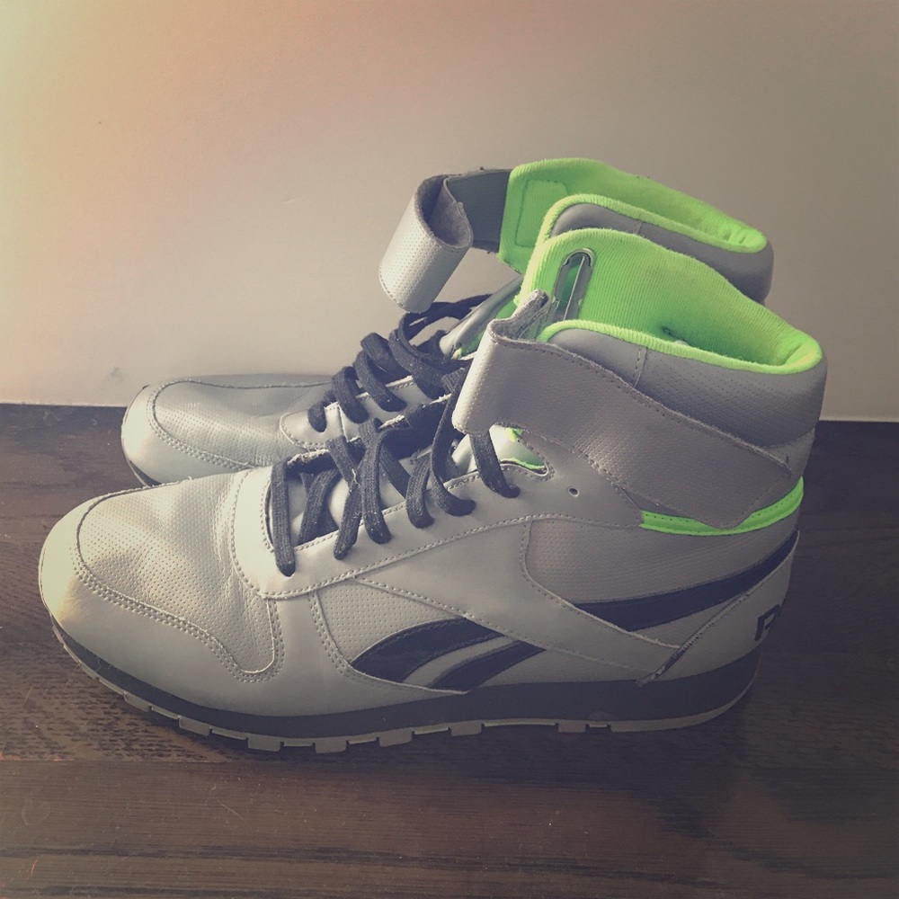 Vintage Hi top Reebok size 10.5