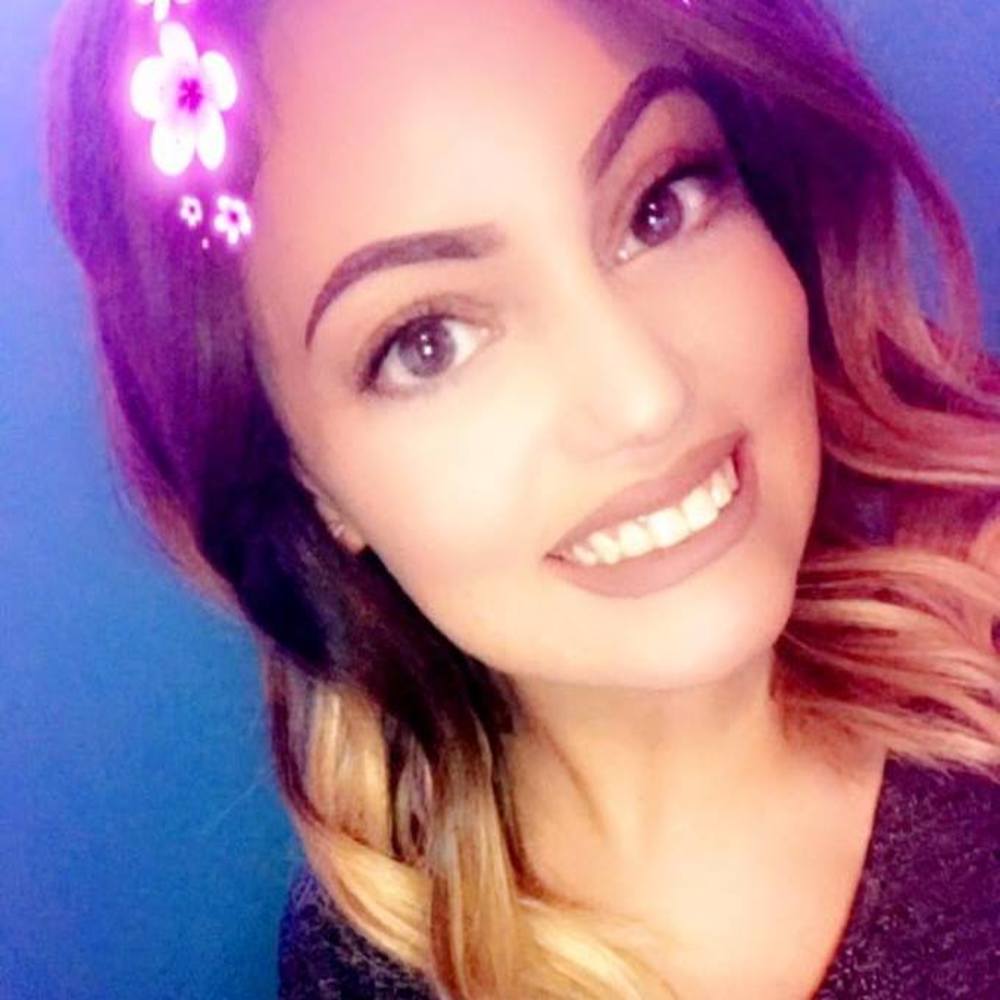 Meet your Posher, Christina