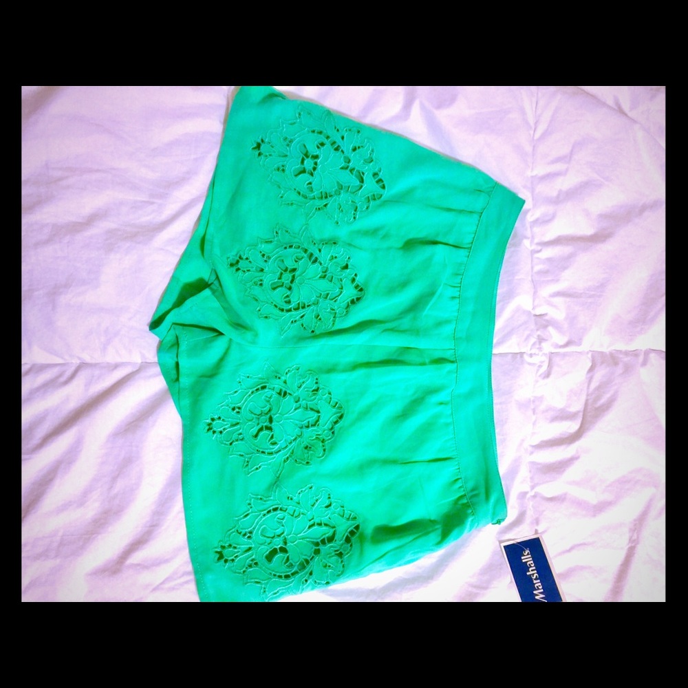 Mint green high rise shorts!