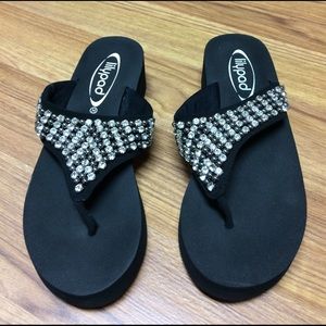 lilypad size 10 Flip Flop