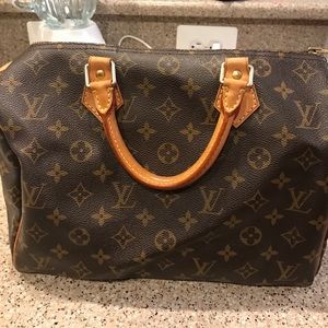 Louis Vuitton Speedy 30