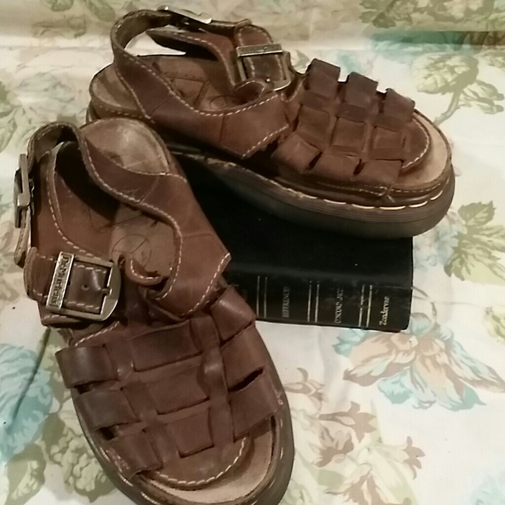 VINTAGE DR MARTENS