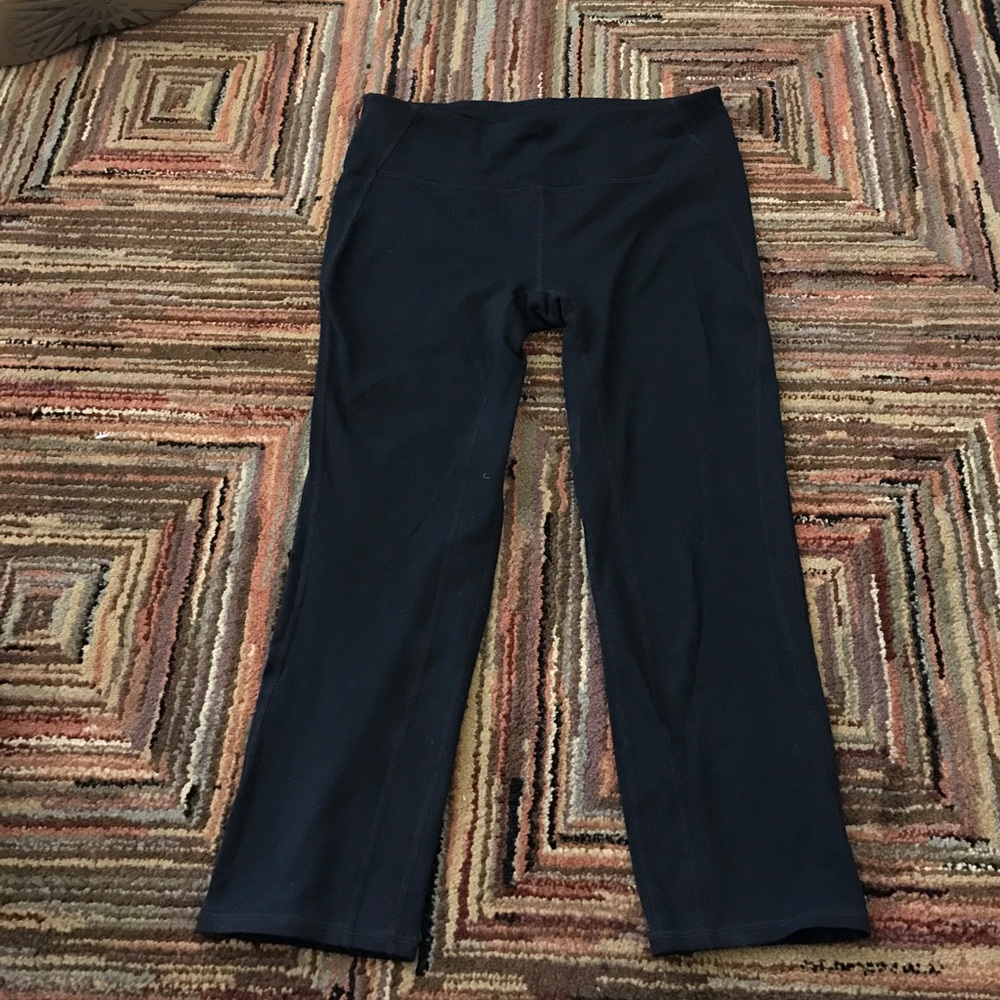 Gap fit Capri size small