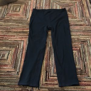 Gap fit Capri size small