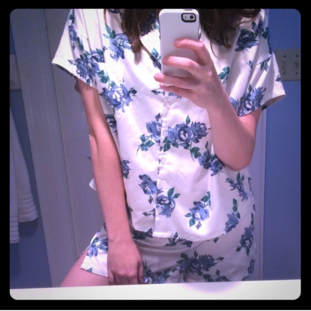 Forever 21 pajamas size medium mint condition