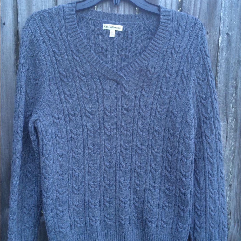 Croft & Barrow Grey Sweater 👉A Must have Classic