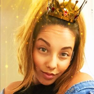 Meet your Posher, Priscilla