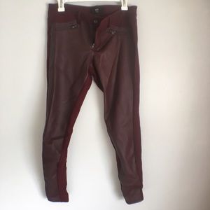 Fake leather leggings