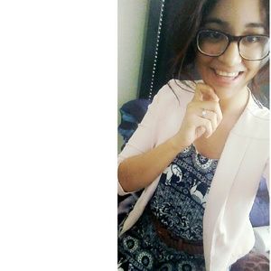 Meet your Posher, Sharai