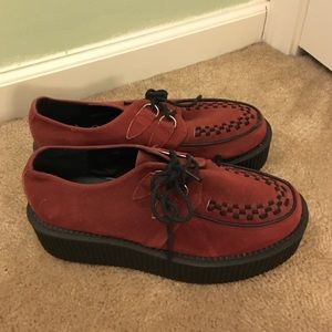 Red Wine Creepers