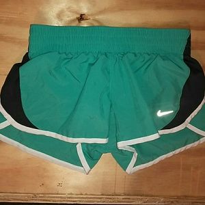 NWOT Nike shorts