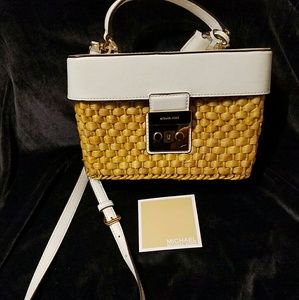 NWT MICHAEL KORS GABRIELLA MED OPTIC WHITE LEATHER