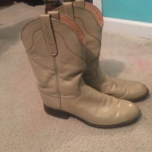 Tony Lama cowgirl boots