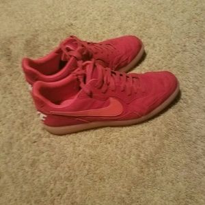 NIKE 94 TIEMPO MEN'S SNEAKER
