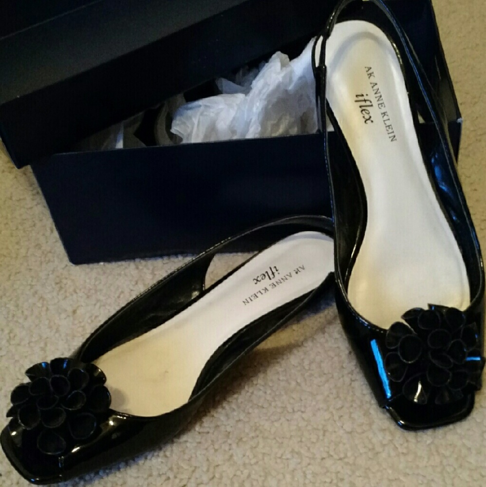 Anne klien ak jarana shoes