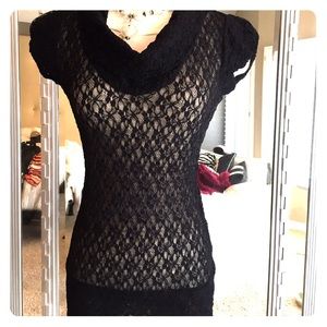 🌹 Cache Lace Bodycon Top 🌹