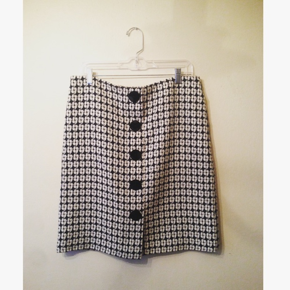 Printed skirt very sheek  👗