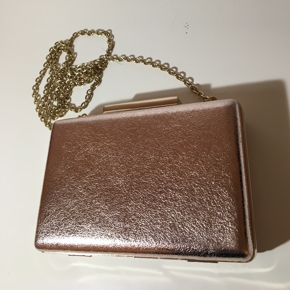 ‼️ | Shiny RoseGold Clutch |
