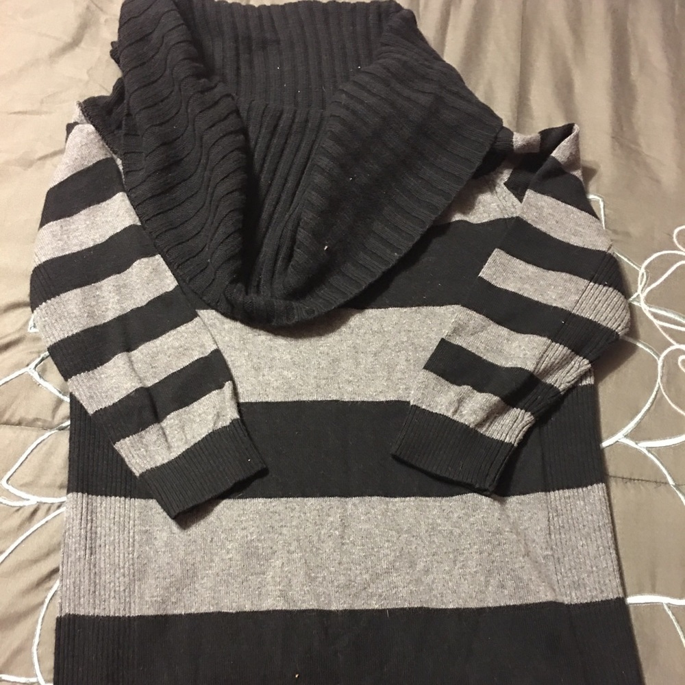 Scoopneck Express sweater