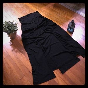 ❗️SOLD❗️Black Maxi Skirt