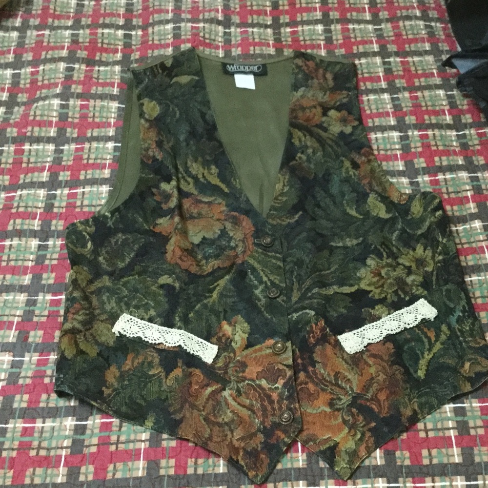 Classy Wrapper Brand Vest