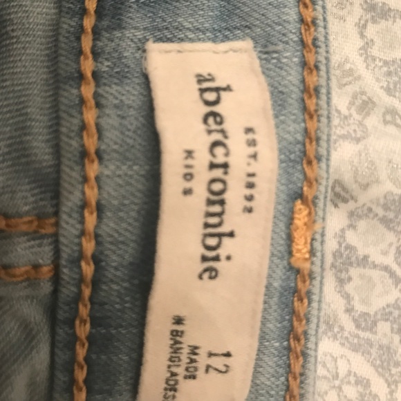 Abercrombie kids pull on jeans! - Picture 2 of 3