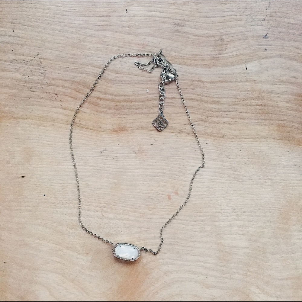 Kendra Scott Necklace