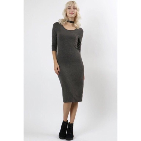 CLEARANCE! 3/4 Sleeve Bodycon Midi Dress - Picture 2 of 6