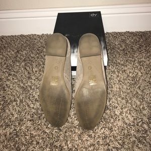 DV by Dolce Vita Shoes - ✨REDUCED✨DV By Dolce Vita Flats DV by Dolce Vita Shoes - ✨REDUCED✨DV By Dolce Vita Flats