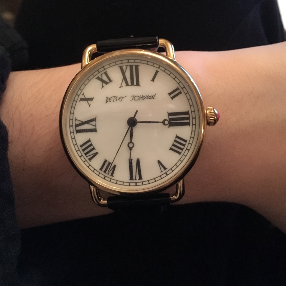 BETSEY JOHNSON PATENT LEATHER WATCH