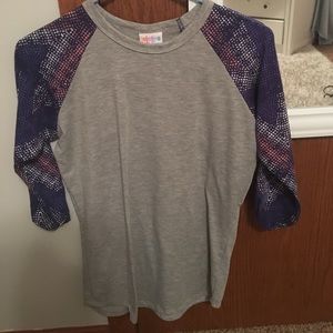 LuLaRoe Randy tee size xs