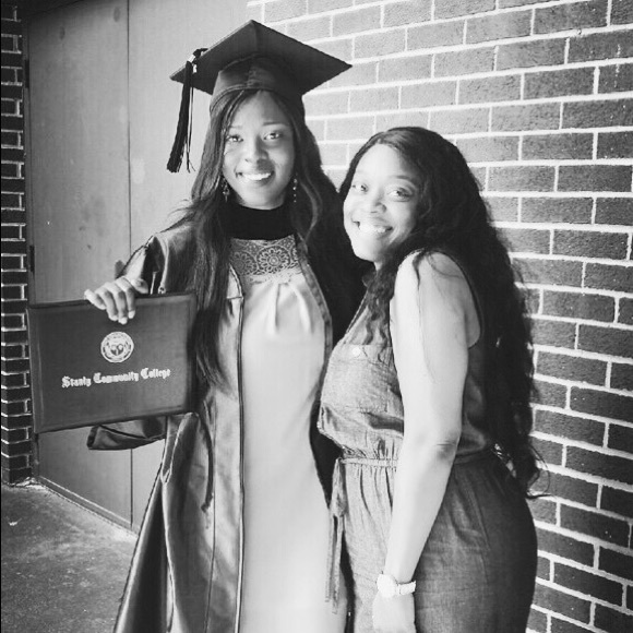 Meet your Posher, Amanda - Picture 4 of 4