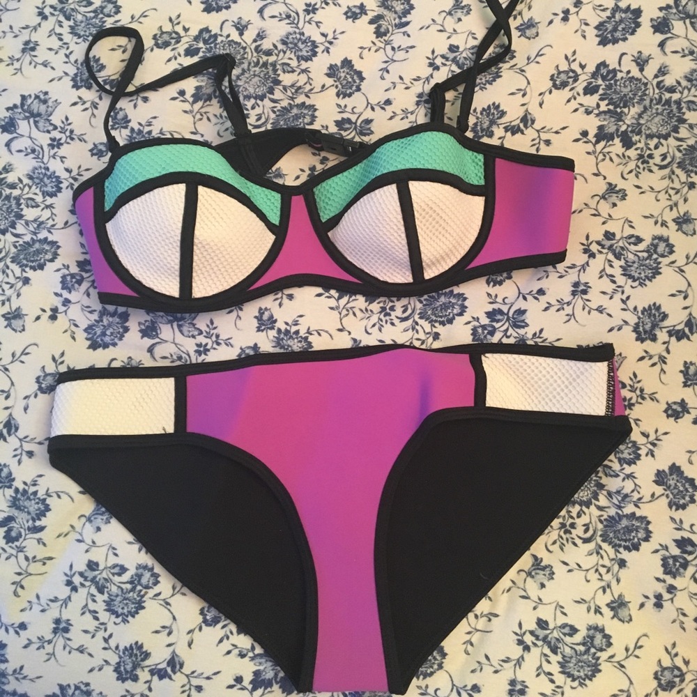 Triangle bikini