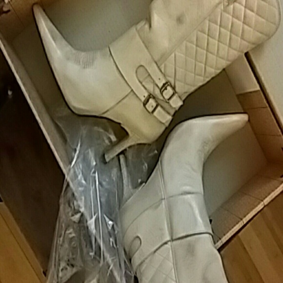 *LUCCHESE CHARLIE HORSE Stiletto Boots - Picture 4 of 4