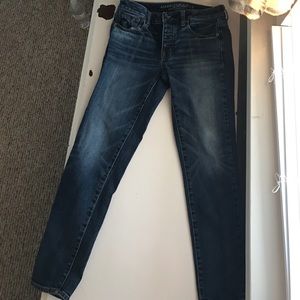 Cropped slim boyfriend jeans