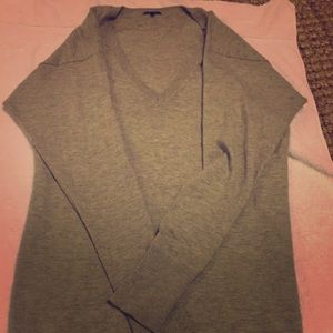 Theory Elza Cashmere Vneck Sweater! Size Small