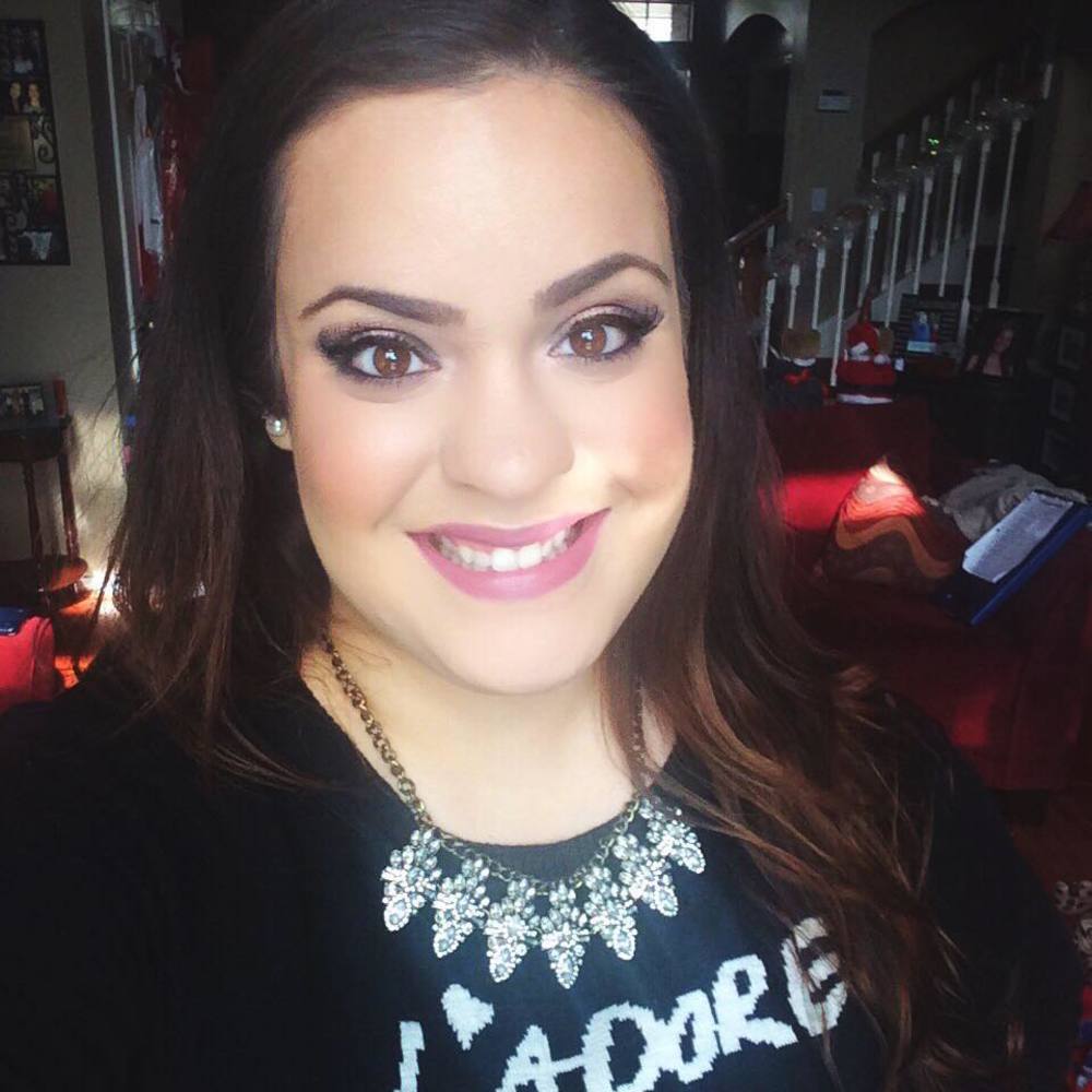 Meet your Posher, Desiree