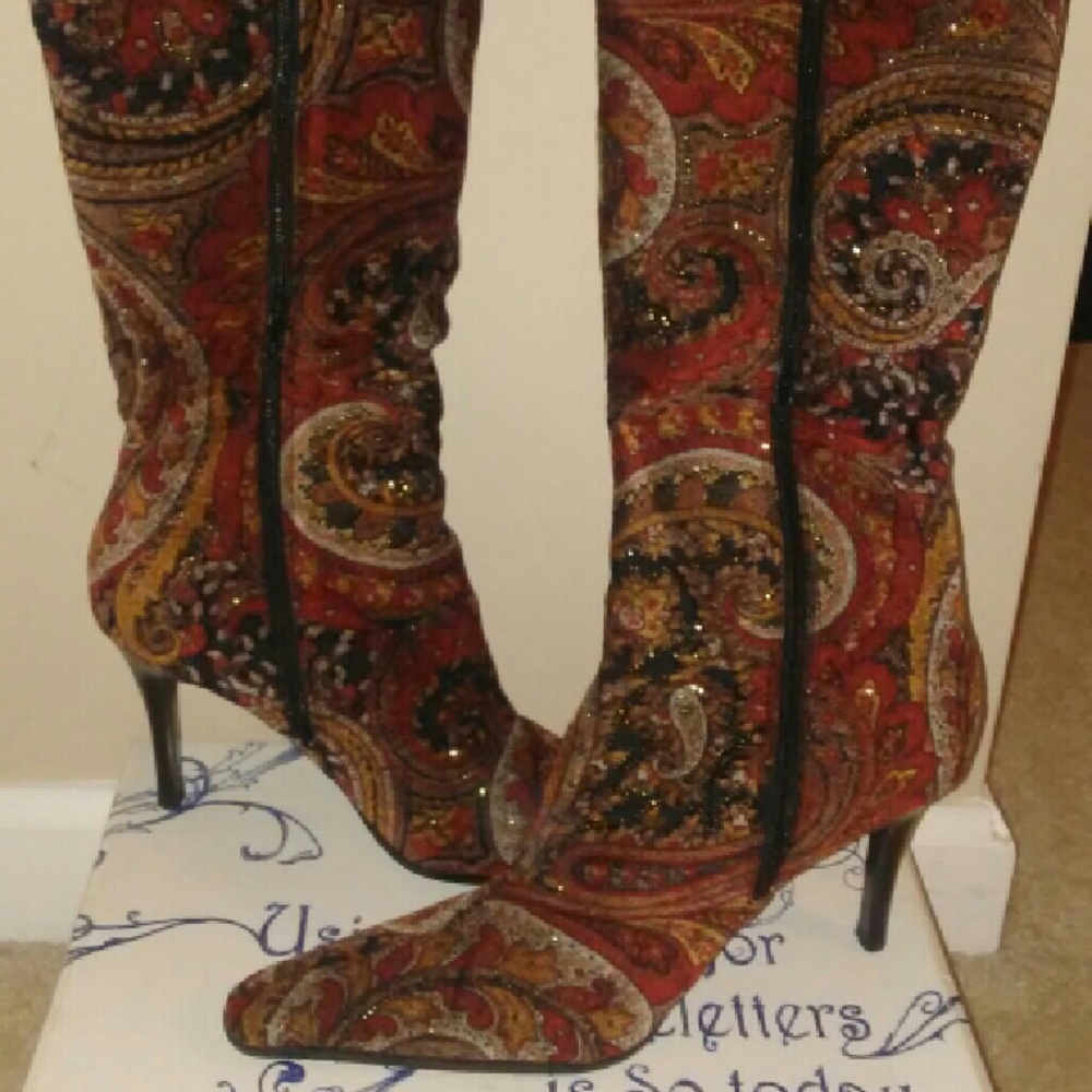 Women's dress boots