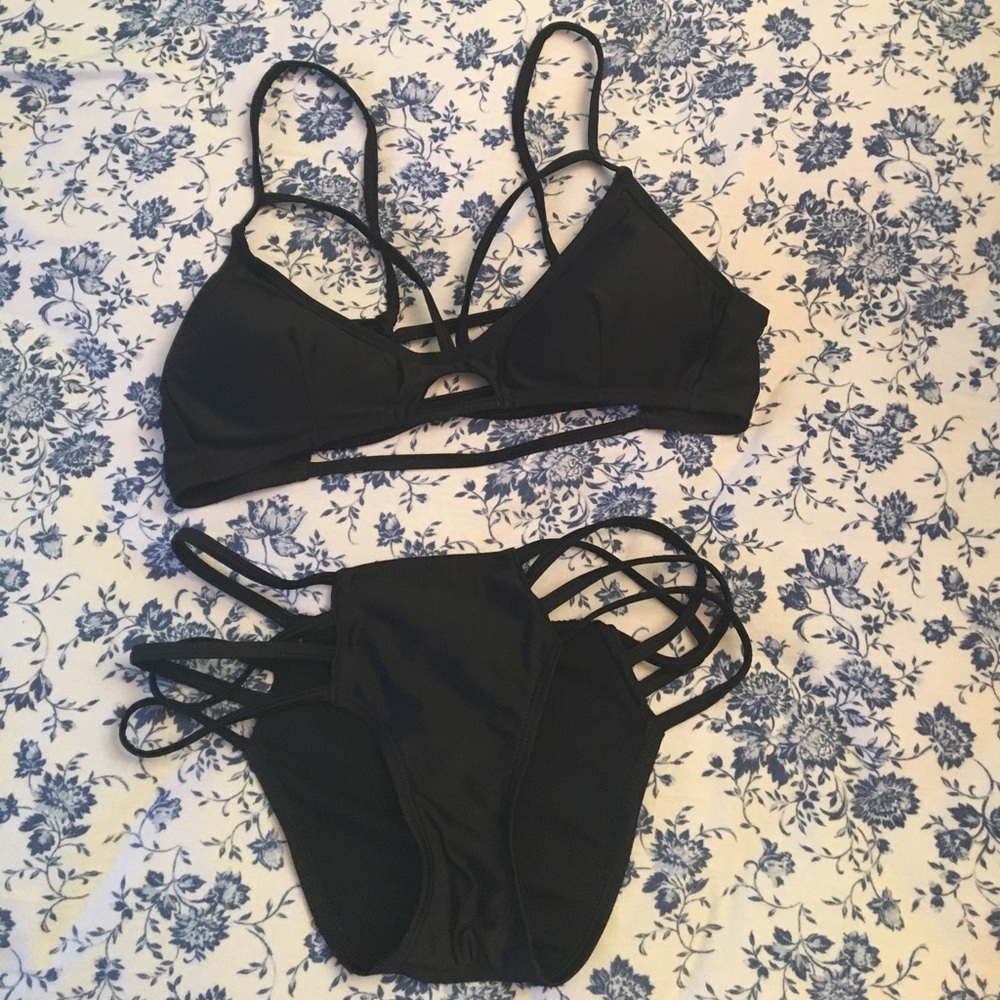 Black strappy bikini