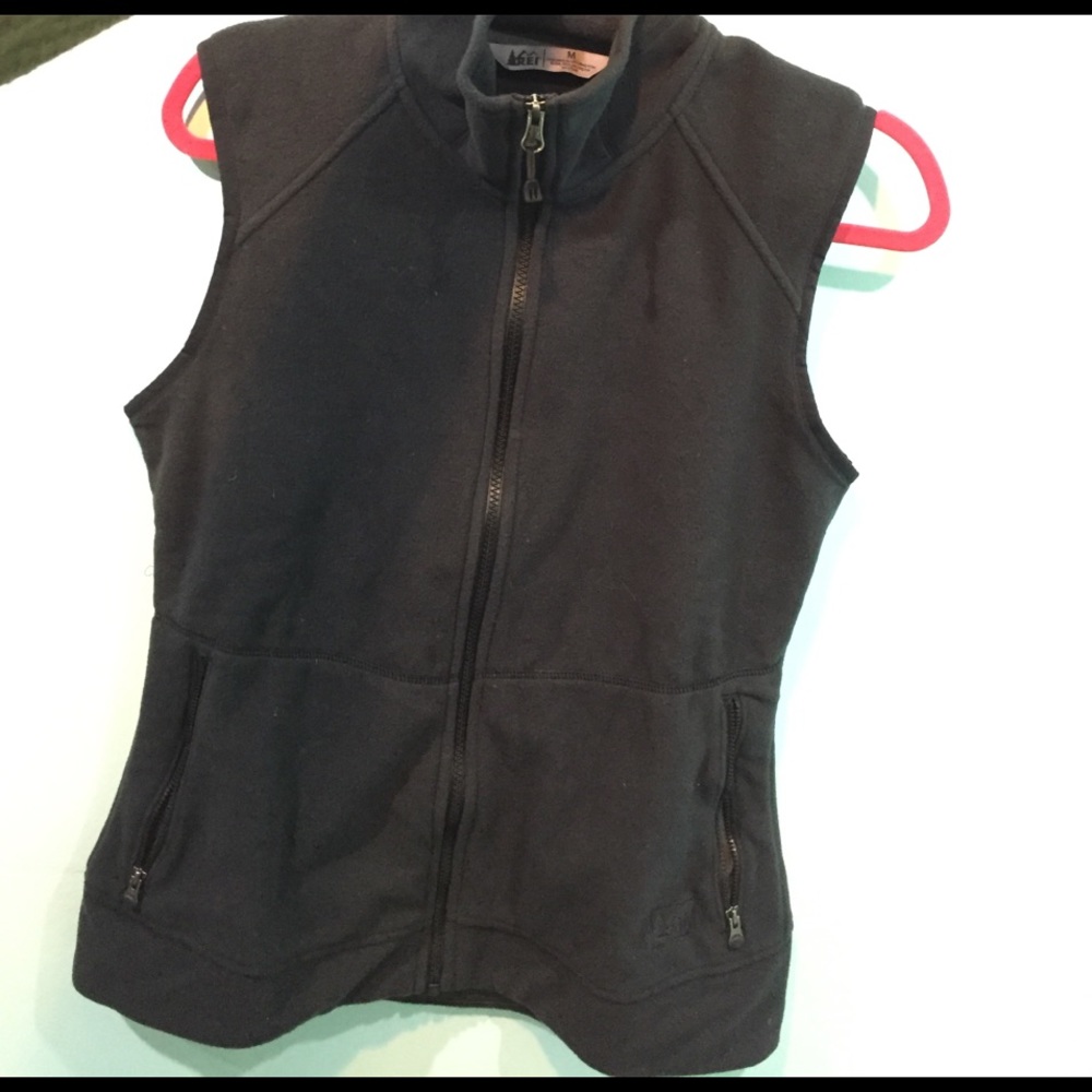 REI Black soft vest