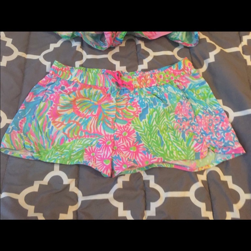 Lilly Pulitzer luxletic shorts