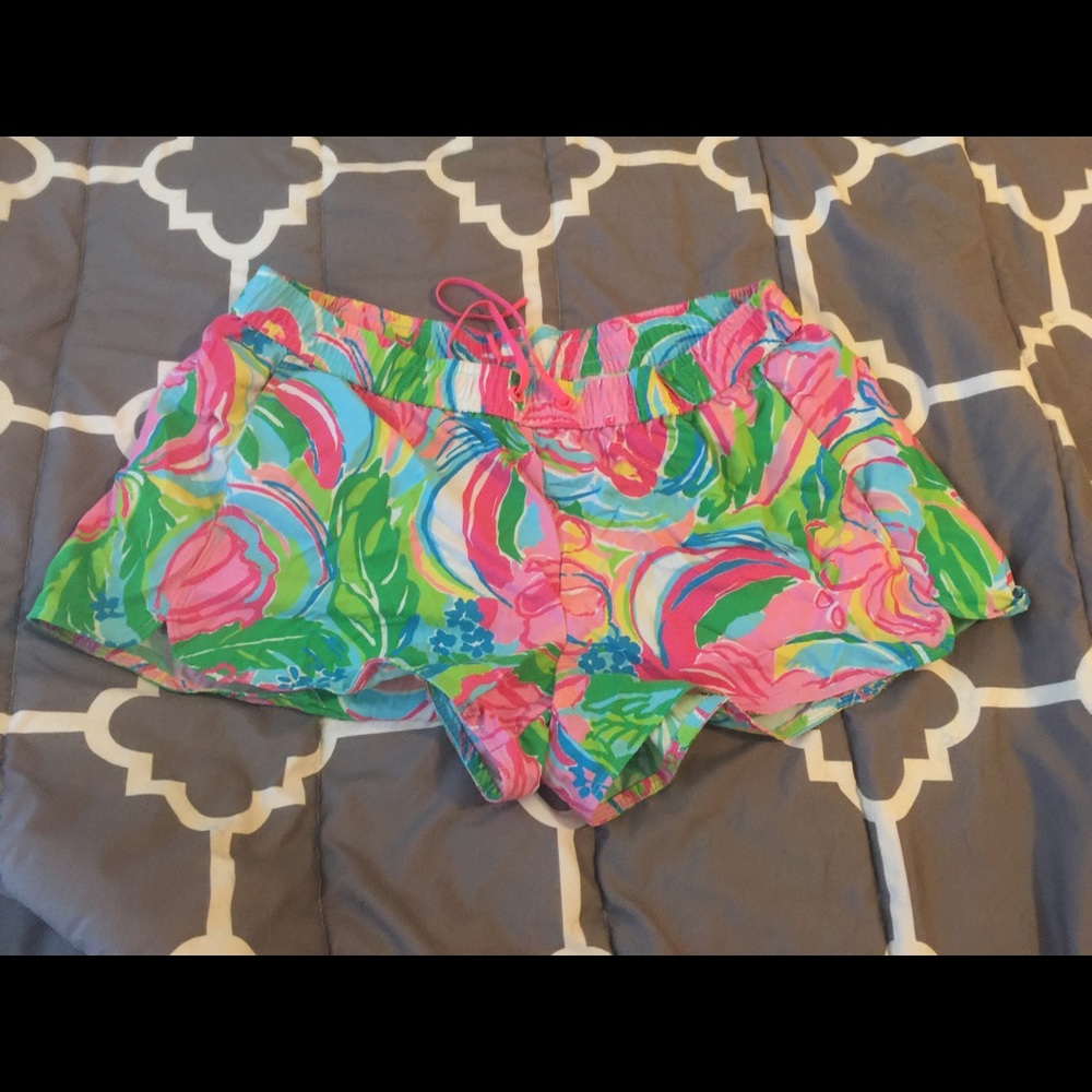 Lilly Pulitzer luxletic shorts