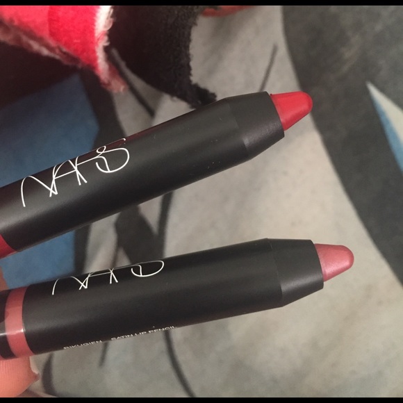 NARS VELVET MATTE LIP PENCILS - Picture 3 of 3