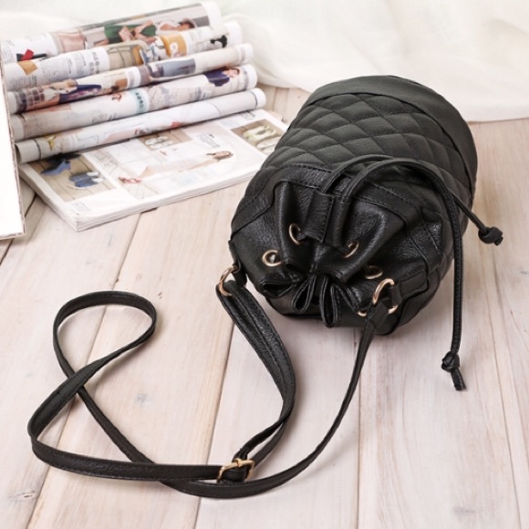 Ellison Black Vegan Leather Bucket Bag - Picture 5 of 6