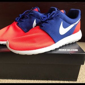 NIKE ROSHE RUN CORAL RED ROYAL BLUE MEN SHOES 10.5