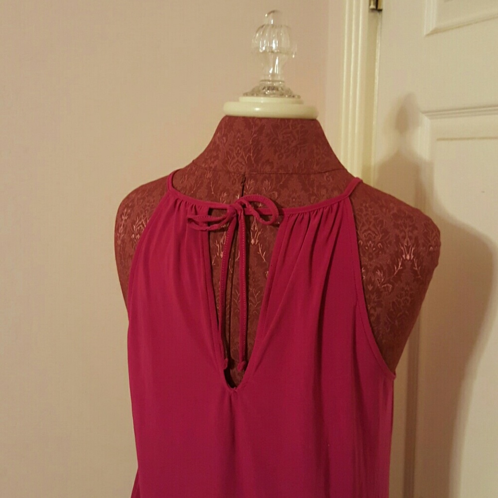 Hot pink tank
