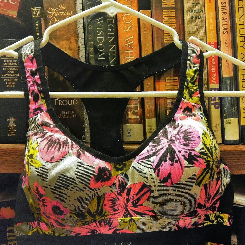 Victora's Secret Sports Bra