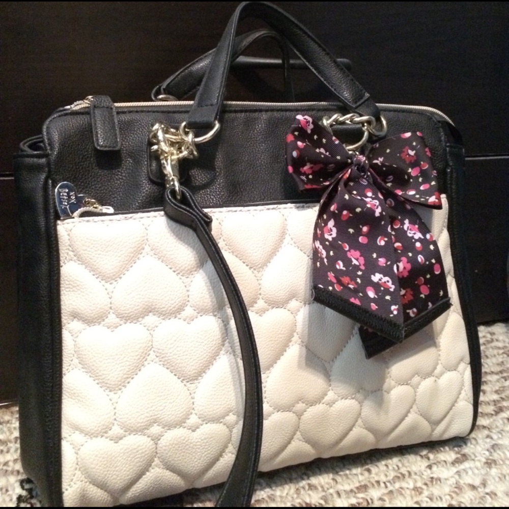 Beautiful heart purse