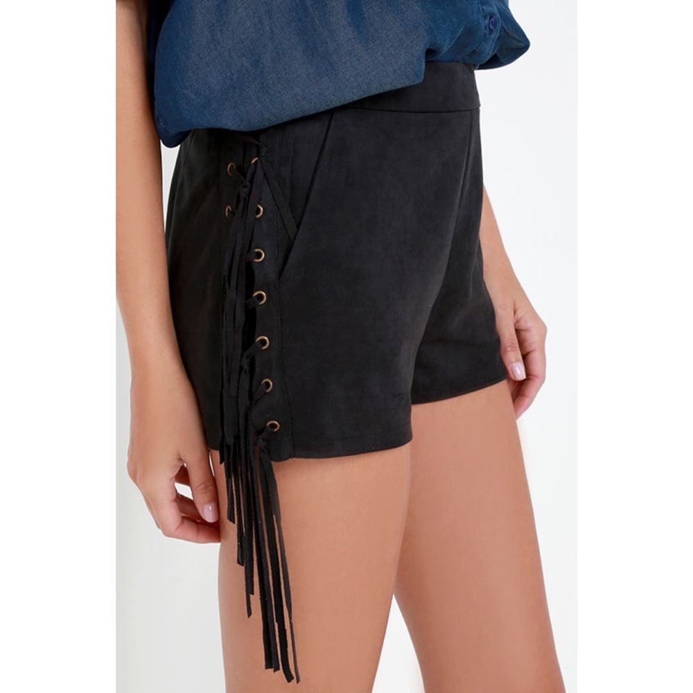 bacio suede fringe shorts NEVER BEEN WORN